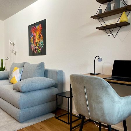 Modernes Apartment I Parkplatz I Netflix I Zentrum Renningen Exterior foto