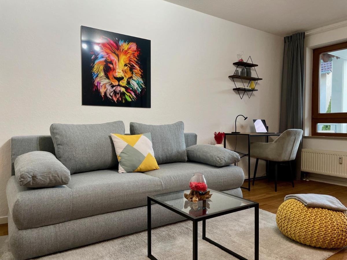 Modernes Apartment I Parkplatz I Netflix I Zentrum Renningen Exterior foto