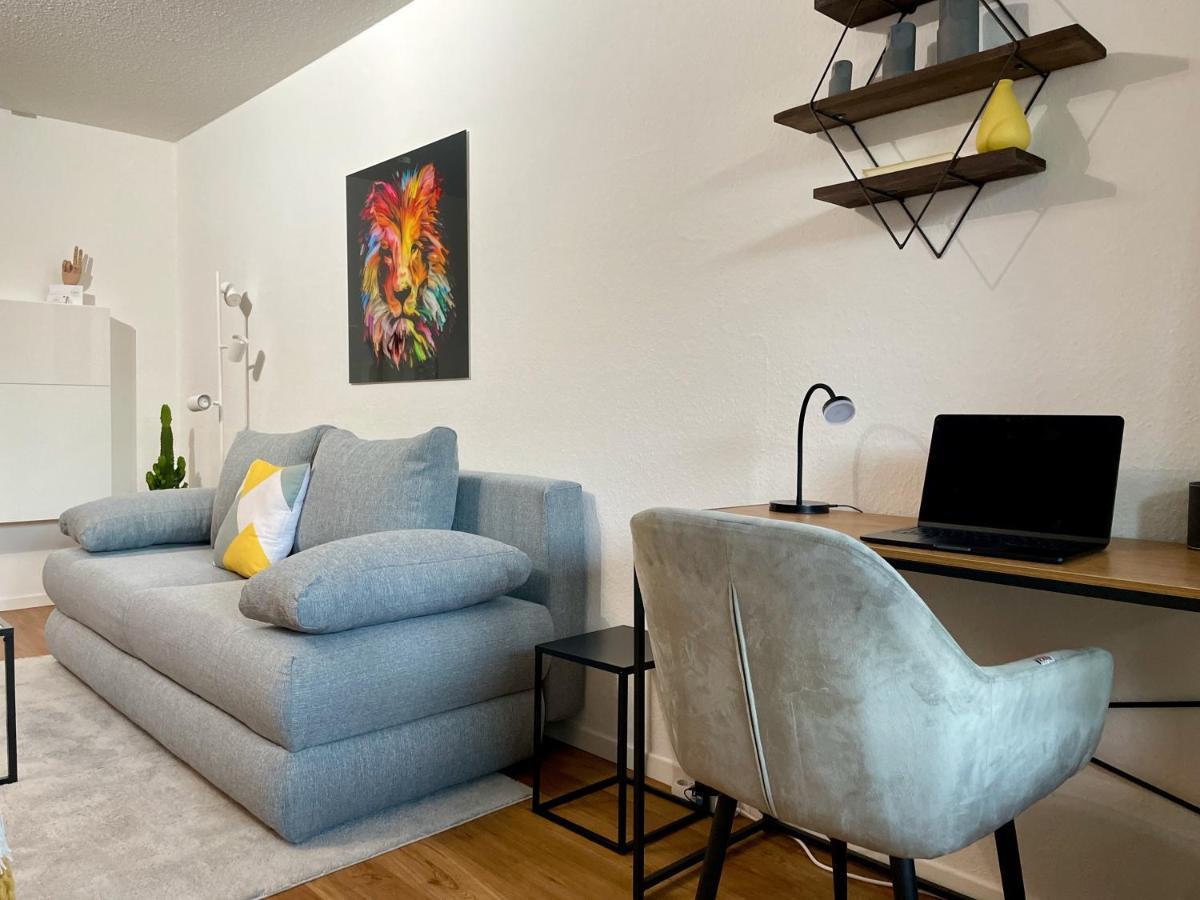 Modernes Apartment I Parkplatz I Netflix I Zentrum Renningen Exterior foto